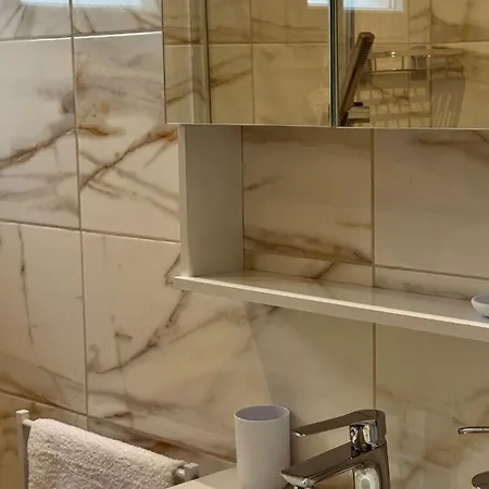 Feriehus Aelia Mare Ofrínion