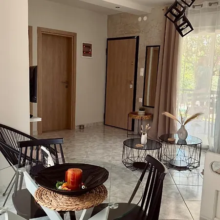 Feriehus Aelia Mare Ofrínion